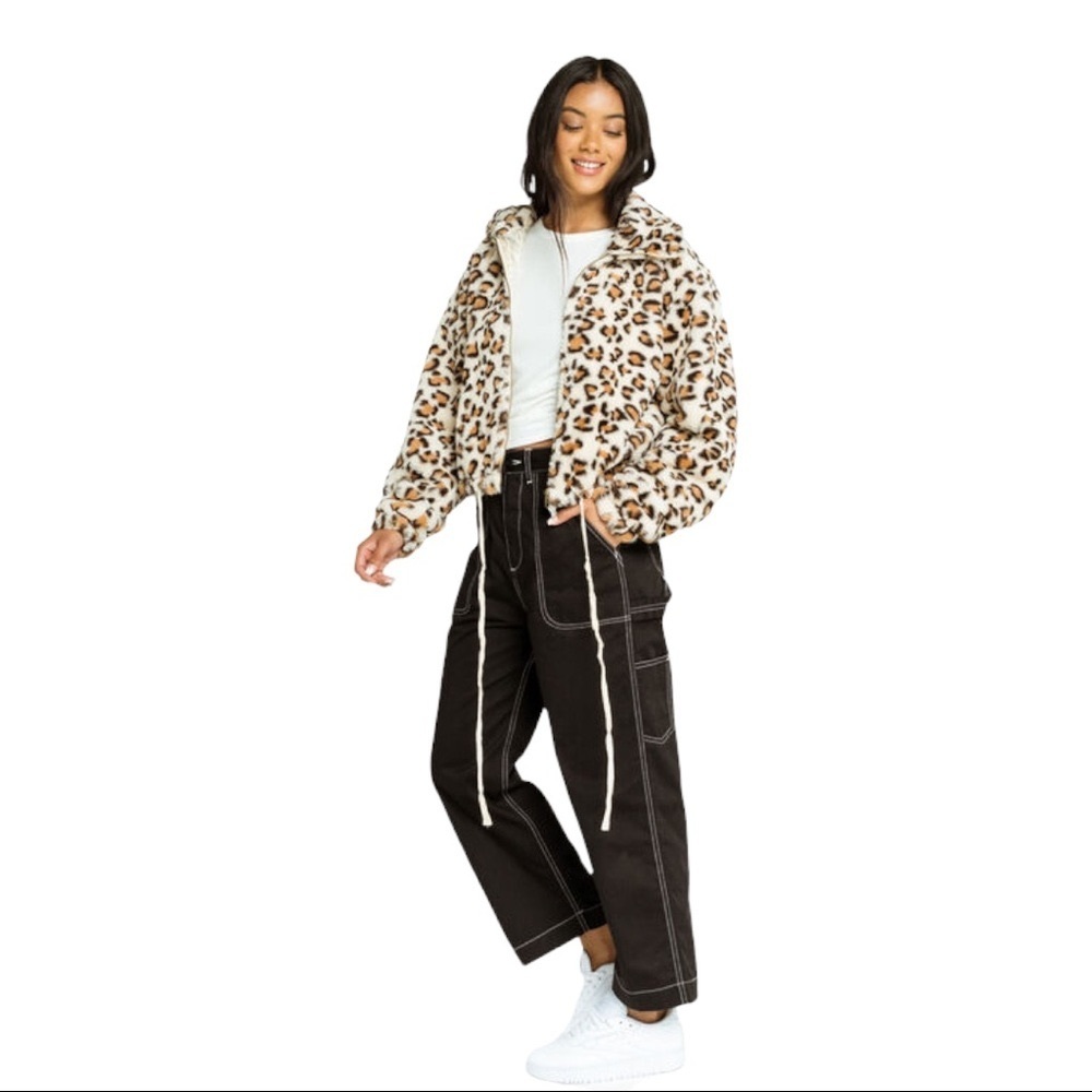 LEOPARD FAUX FUR CROPPED JACKET